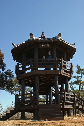 Yeosu Mountain Pagoda